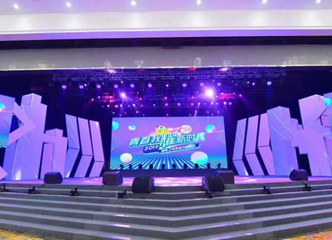 挑選公司慶典晚會機構要看哪些方面